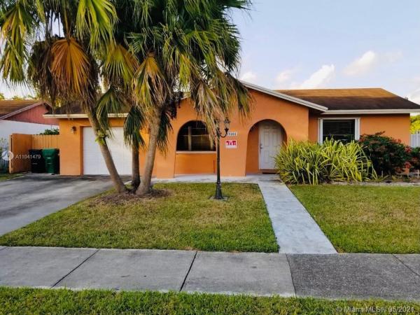 Westwind Lakes, 15101 SW 69th St, Kendall West, Florida 33193, image 2