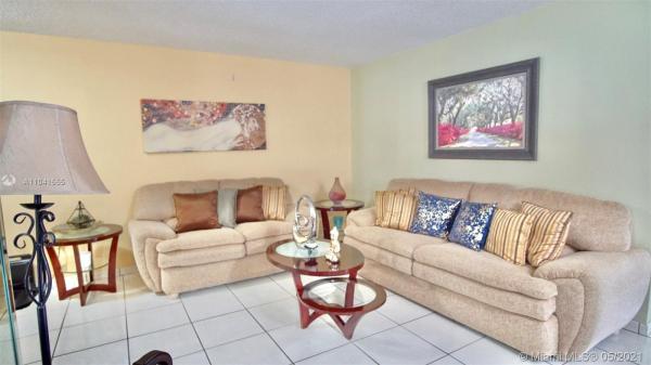 Superior Homes, 465 NW 132nd Pl, Tamiami, Florida 33182, image 2