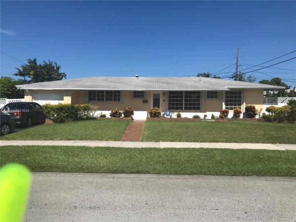 Fairway Park, 16201 SW 101st Ave, Palmetto Estates, Florida 33157, image 2