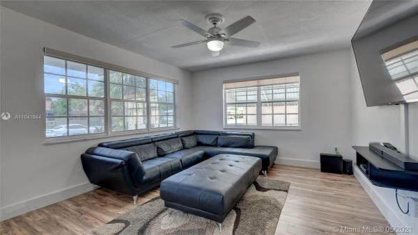 290 NE 112th St, Unincorporated Dade County, Florida 33161, image 2