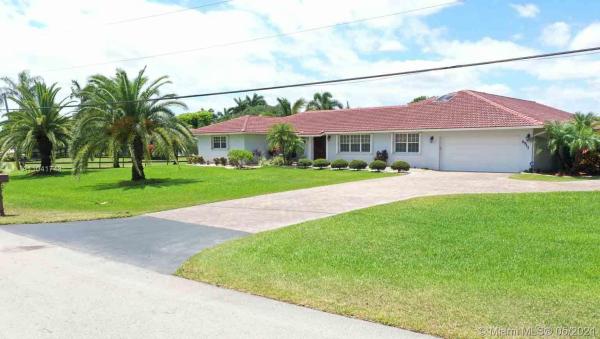 Trails Of El Rancho Acres, 4911 SW 205th Ave, Southwest Ranches, Florida 33332, image 2