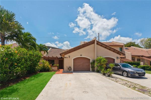 Kings Court West, 8588 SW 115th Pl #8588, Kendall, Florida 33173, image 2