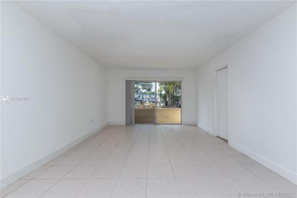 Capri Gardens, 11905 NE 2nd Ave #C102, North Miami, Florida 33161, image 2