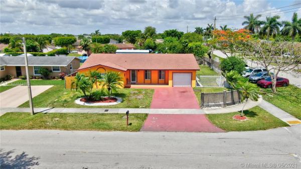Southland Pines, 16800 SW 108th Ave, West Perrine, Florida 33157, image 2
