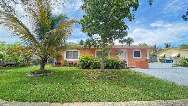 Andover, 40 NE 213th St, Miami Gardens, Florida 33179, image 2