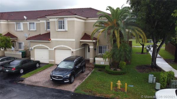 Bridgeport Villas, 14243 SW 126th Pl, Three Lakes, Florida 33186, image 2