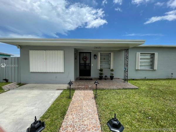 Richmond Heights Residential, 14321 Carver Dr, Richmond Heights, Florida 33176, image 1