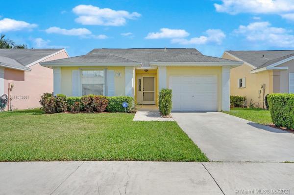 North Gate, 2215 SE 7th Pl, Homestead, Florida 33033, image 2