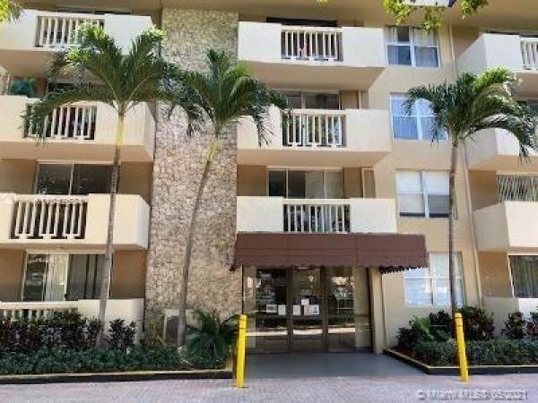 Bayview Palms, 1800 Sans Souci Blvd #104, North Miami, Florida 33181, image 2