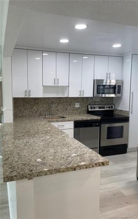 Sands Point, 8311 Sands Point Blvd #202R, Tamarac, Florida 33321, image 1