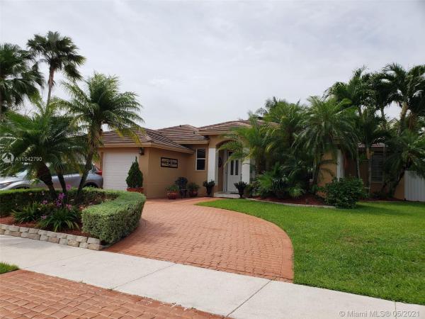 Esquerro Estates, 15442 SW 163rd St, Richmond West, Florida 33187, image 2