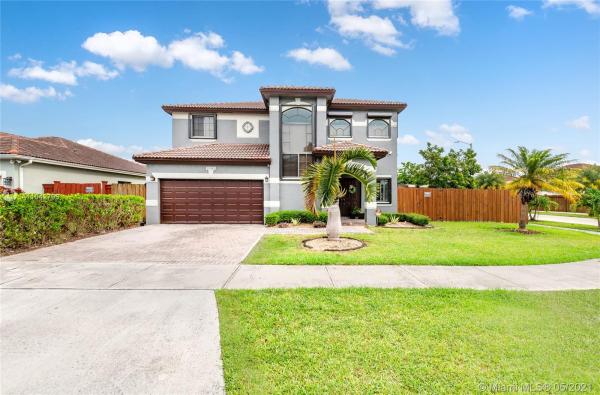 Vitran Homes At Morningside, 10949 SW 226th Ter, Princeton, Florida 33170, image 2