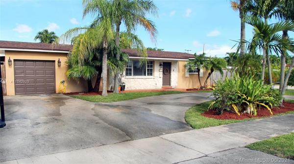 Coral Gardens, 2781 SW 92nd Ct, Westchester, Florida 33165, image 2
