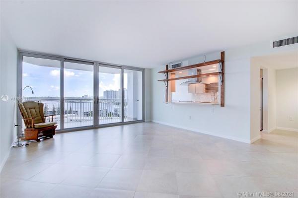 Del Prado South Towers, 18021 Biscayne Blvd #1504-2, Aventura, Florida 33160, image 2