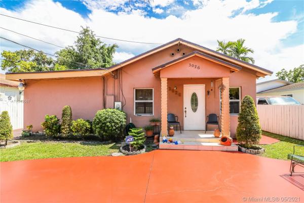3026 NW 29th St, Unincorporated Dade County, Florida 33142, image 2