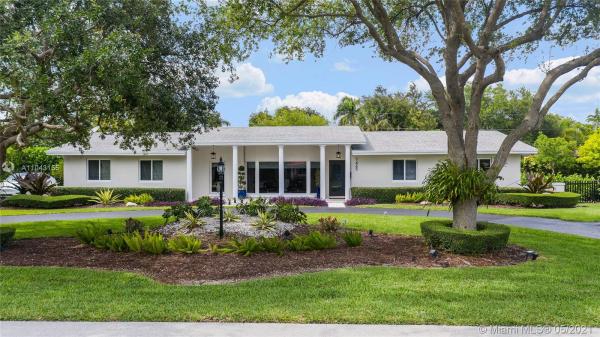 Palmetto Road Estates, 7465 SW 159th Ter, Palmetto Bay, Florida 33157, image 2