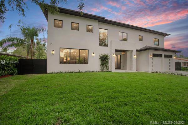 Camner Gables, 4321 SW 11th St, Coral Gables, Florida 33134, image 2