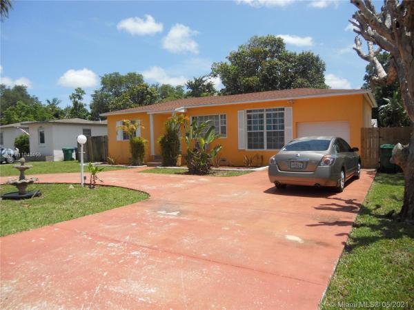 Biscayne Gardens, 142 NW 145th St, Golden Glades, Florida 33168, image 2