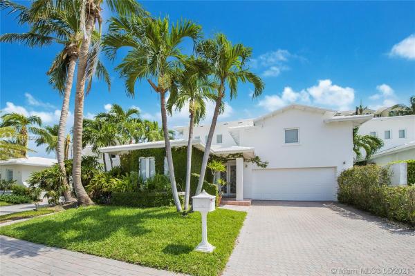 Grand Bay Villas, 4 Coconut Ln, Key Biscayne, Florida 33149, image 1