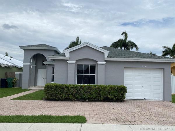 Shoma Homes At Tamiami, 910 NW 131st Ave, Tamiami, Florida 33182, image 2