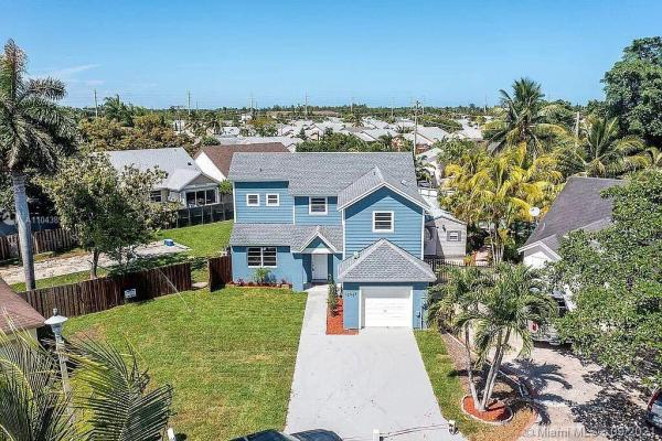 Chante Clare, 12927 SW 251st St, Princeton, Florida 33032, image 2