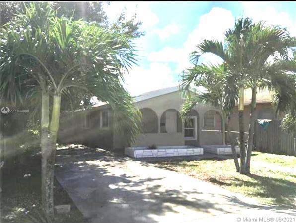 Liberia, 2224 Farragut St, Hollywood, Florida 33020, image 2