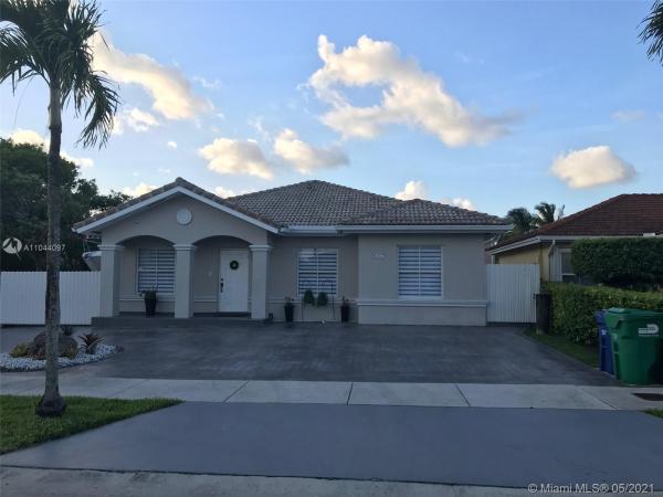 16057 SW 68th St, Unincorporated Dade County, Florida 33193, image 2