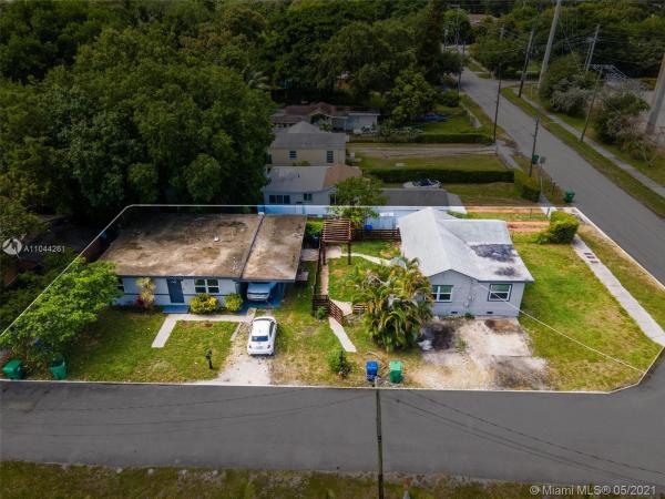 Pinewood Park, 438 NW 93rd St, West Little River, Florida 33150, image 2