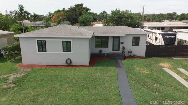 Coral Way Village, 8540 SW 27th Ln, Westchester, Florida 33155, image 2