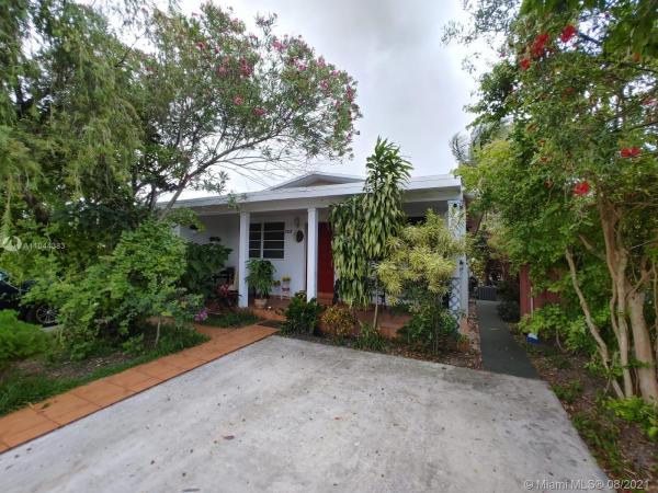 Central Heights, 9320 SW 38th St, Westchester, Florida 33165, image 2
