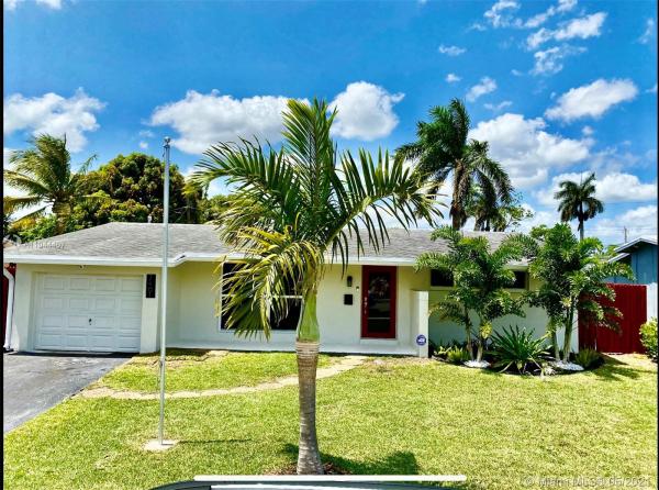 Sunrise Golf Village, 7461 NW 21st Ct, Sunrise, Florida 33313, image 2