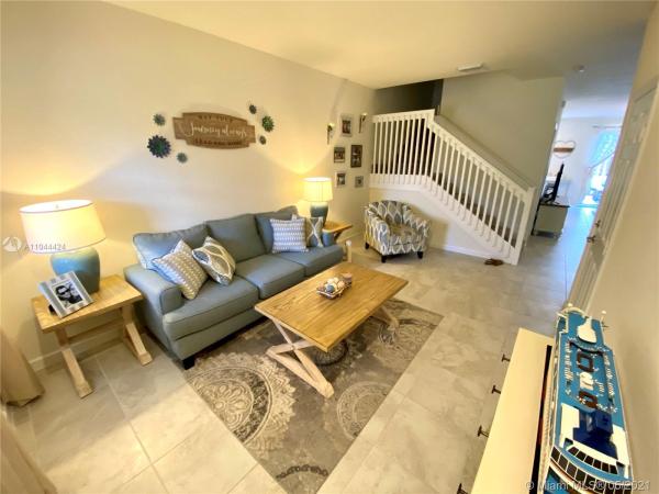 Artesa At Coco Palm Estates, 11448 SW 251st St #11448, Princeton, Florida 33032, image 2