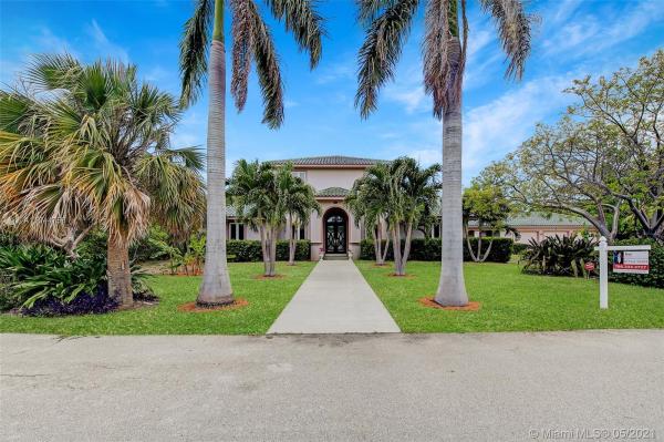 Hypoluxo Island, 804 E Marbella Ln E, Lantana, Florida 33462, image 2