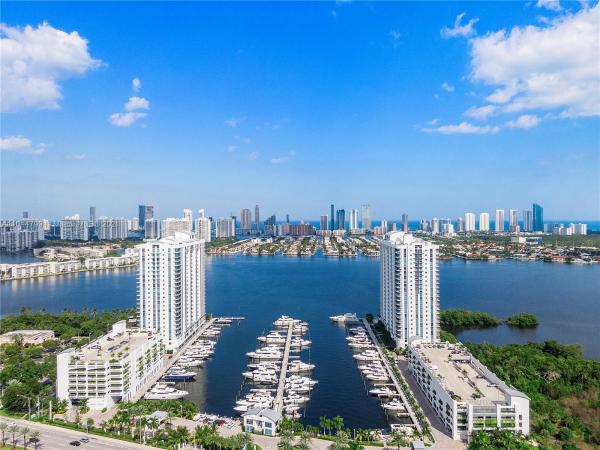 Marina Palms Boat Slips, 17211 Biscayne Blvd #86, North Miami Beach, Florida 33160, image 1