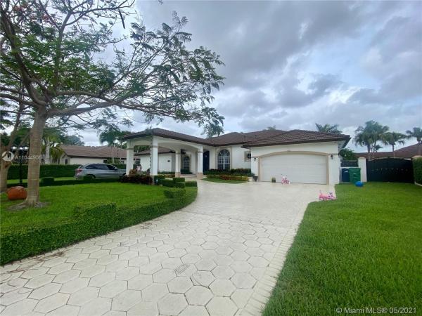 Sharon Estates, 7805 SW 120th Pl, Kendale Lakes, Florida 33183, image 2