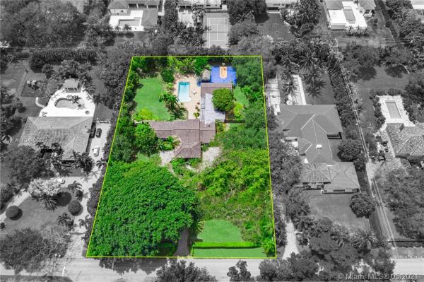 North Pinecrest, 6450 SW 92nd St, Pinecrest, Florida 33156, image 1