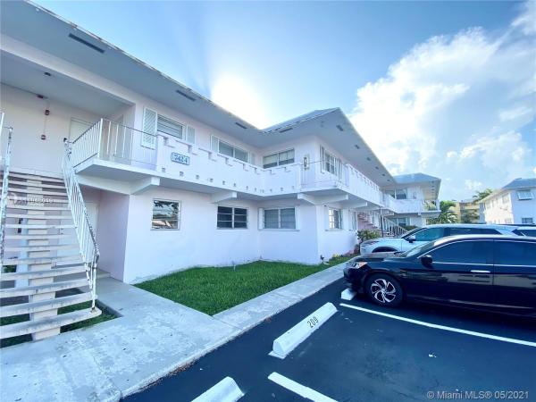 Village At Dadeland, 7424 SW 82nd St #D116, Glenvar Heights, Florida 33143, image 3