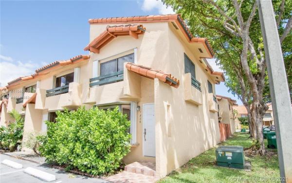 Dadeland Cove, 7826 SW 102nd Ln, Kendall, Florida 33156, image 2