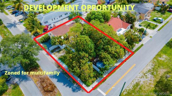 St James Court, 1121 N 17th Ct, Hollywood, Florida 33020, image 2