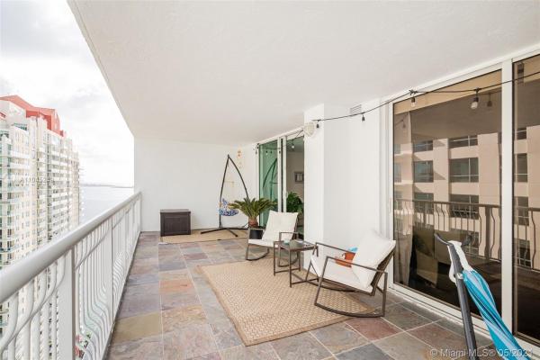 The Club At Brickell Bay, 1200 Brickell Bay Dr #3412, Miami, Florida 33131, image 2