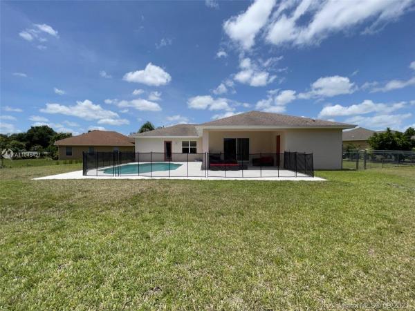 5356 NW Mims Ct, Florida 34986, image 2