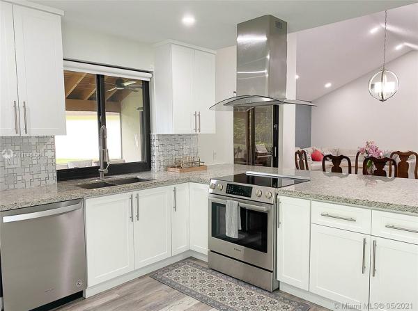 Patio Homes 2 At Country Isles, 2037 Montpeliar, Weston, Florida 33326, image 2