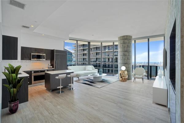 Brickell Heights East, 45 SW 9th St #4701, Miami, Florida 33130, image 2