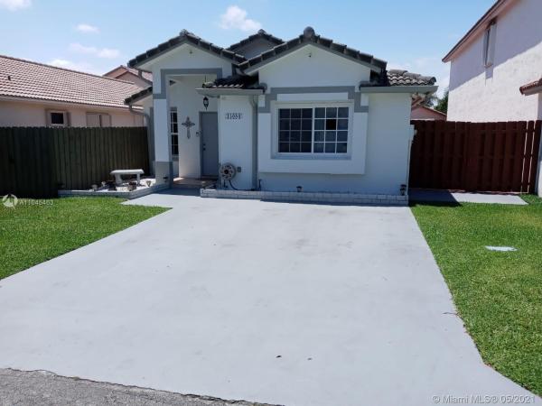 Brighton's Meadow Trace, 15080 SW 141st Ter, Country Walk, Florida 33196, image 2