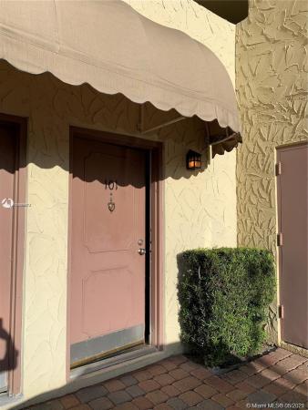 Le Jeune House, 300 NW 42nd Ave #101, Miami, Florida 33126, image 2
