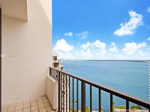 Brickell Key One, 520 Brickell Key Dr #APH13, Miami, Florida 33131, image 2