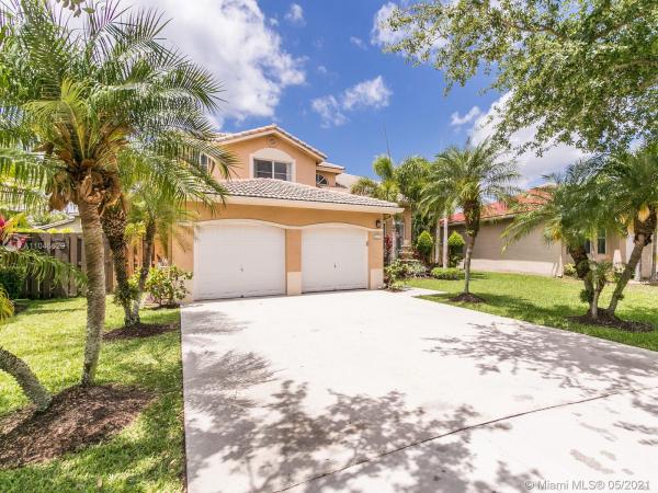 Royal Palm, 461 W Royal Cove Cir, Davie, Florida 33325, image 1