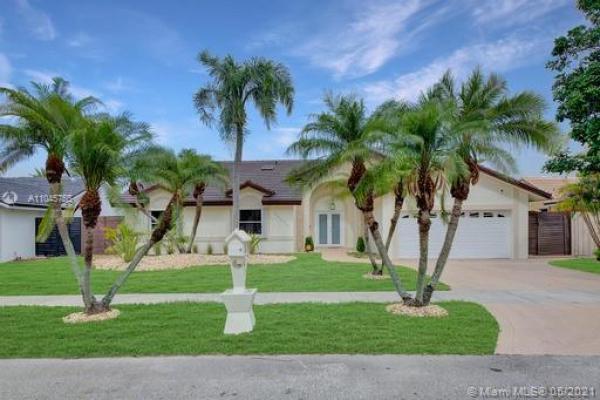 Limewood Grove, 16571 SW 145th Ave, Richmond West, Florida 33177, image 2
