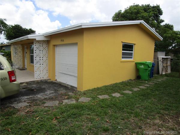Sunrise Golf Village, 5910 NW 16th Ct, Sunrise, Florida 33313, image 2