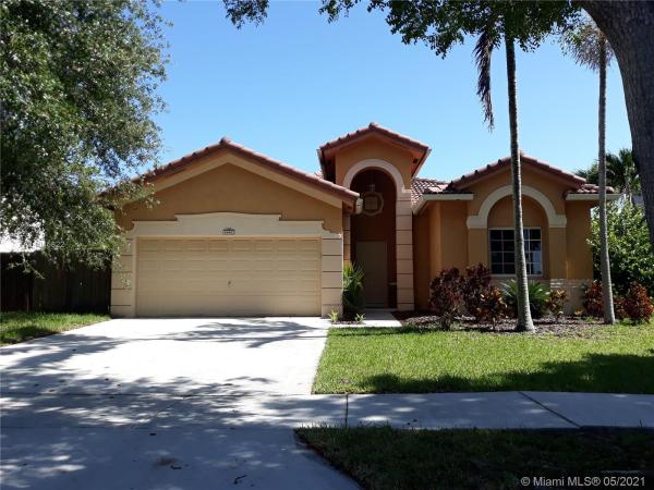 Monterey Lakes, 8985 SW 213th St, Cutler Bay, Florida 33189, image 2